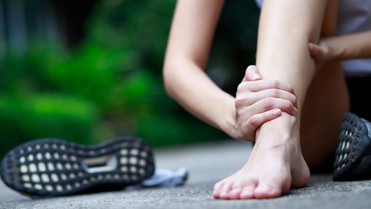 Old Soft-Tissue Injury Starts Hurting Again Old Soft-Tissue Injury Starts Hurting Again